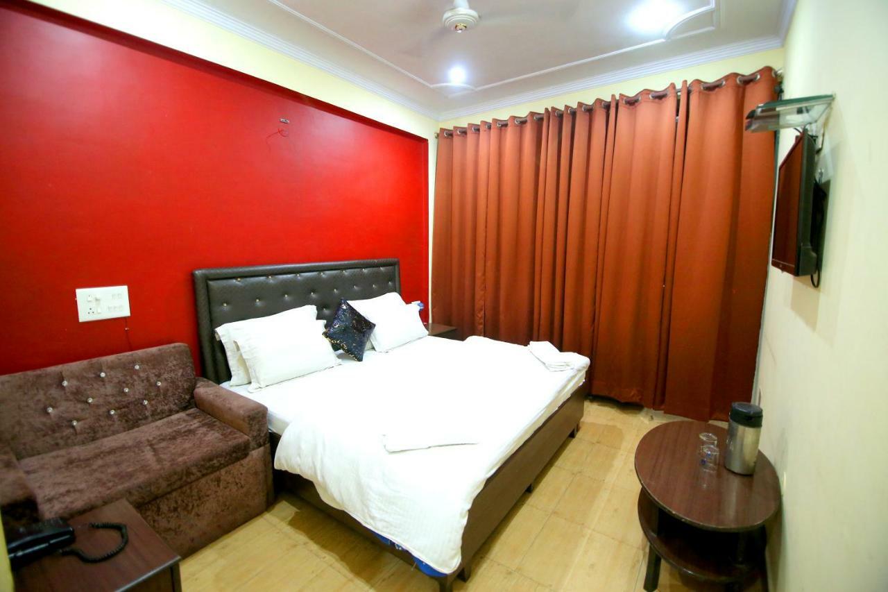 Hotel New Aditya Haridvár Kültér fotó